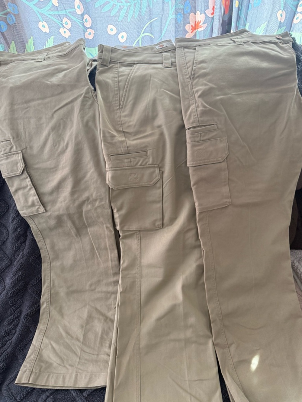 (3) Dickies Women's 16R Cargo Trousers in Khaki